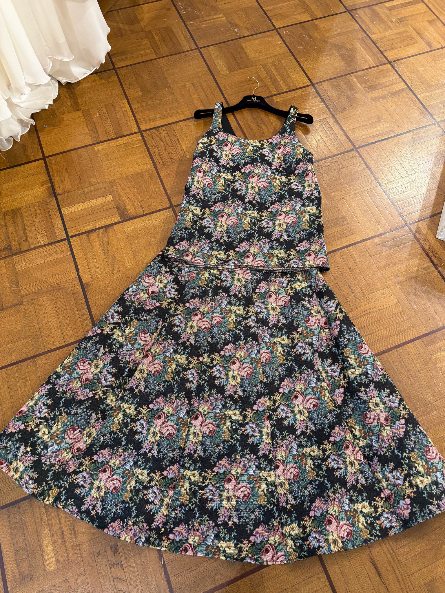 FALDA JACQUARD FLORES