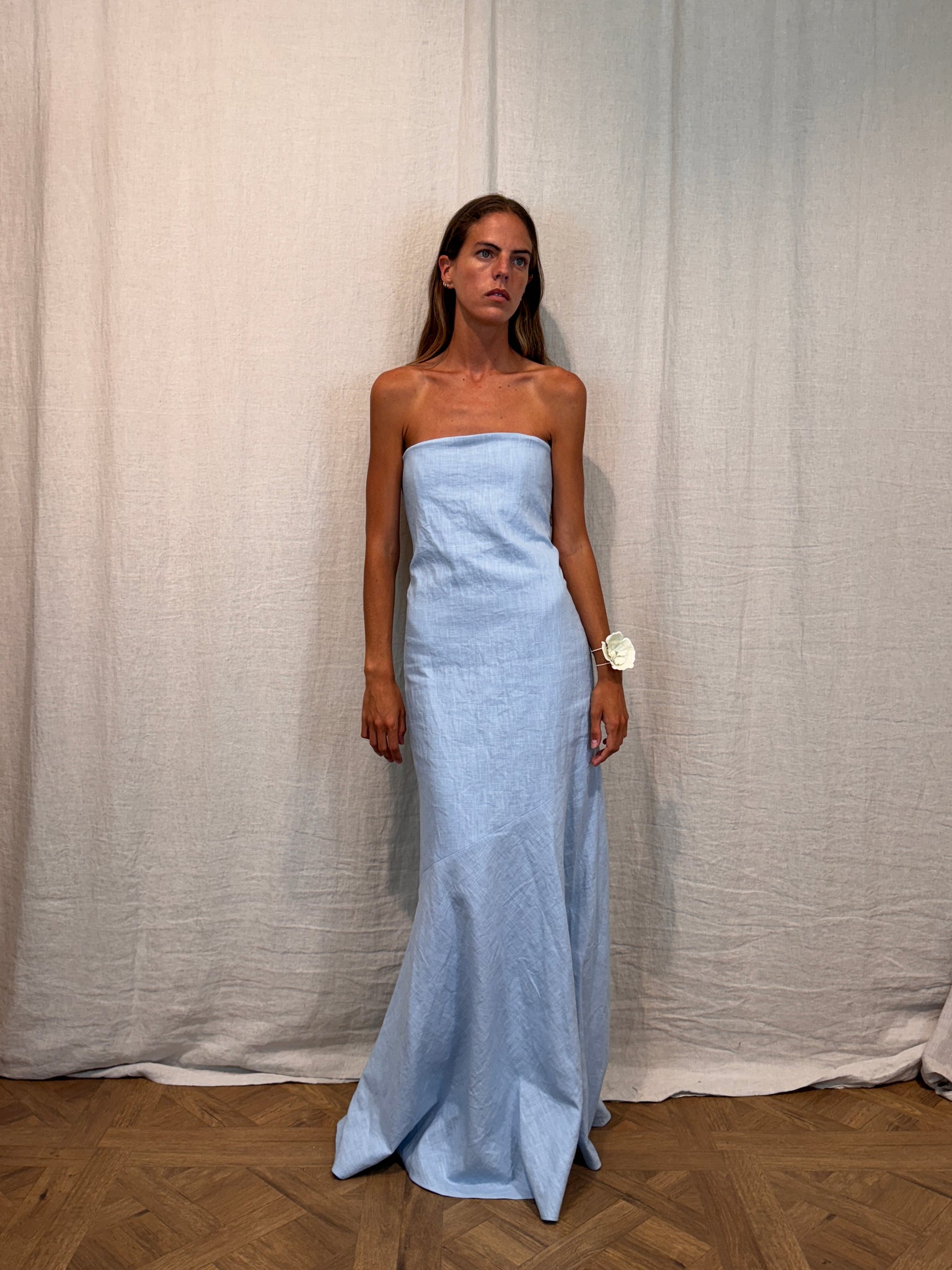 VESTIDO ARI LINO